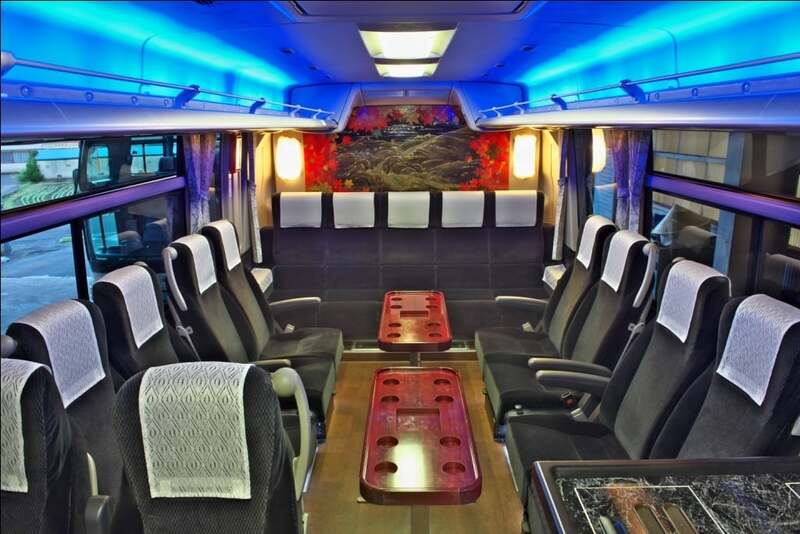 517中型バス車内仕様