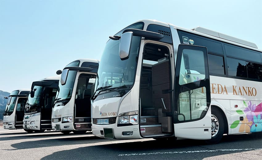 池田観光の貸切バス